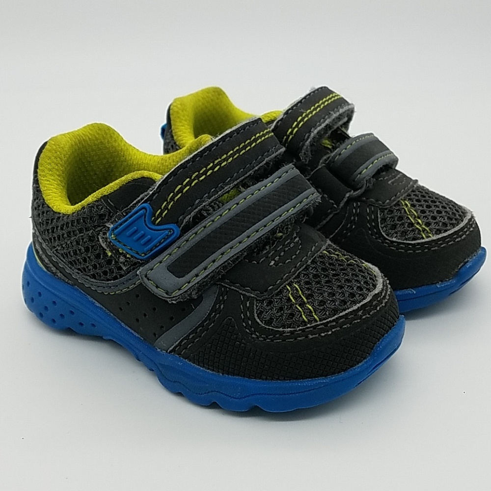 Carter's Child of Mine Shoes Size 3